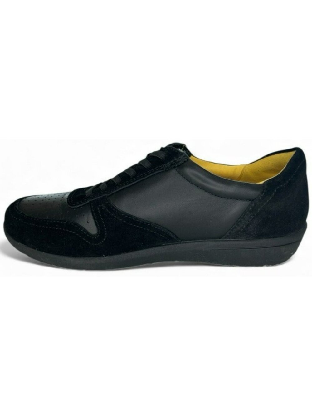 Vionic Karigan Sneakers Women's Black Leather Suede Wmn's Size 6.5 DISPLAY SHOES - Picture 2 of 8